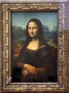 Mona-Lisa-en-el-Louvre-221x300.jpg